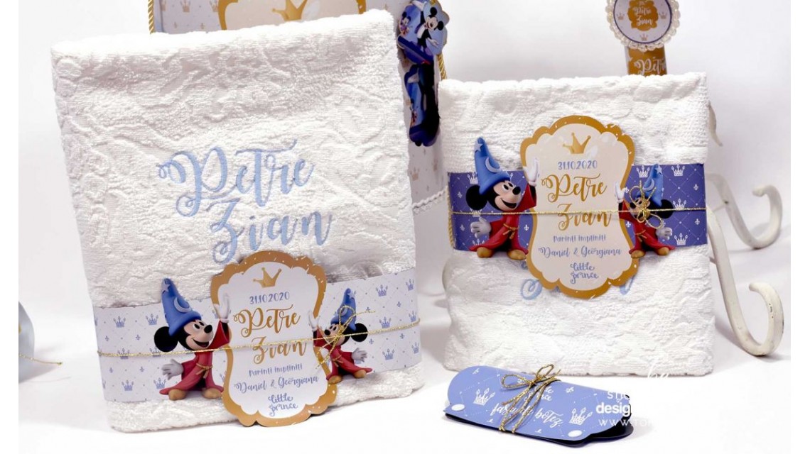 Trusou de botez Mickey Mouse personalizat grafic prin coasere cu imagini Disney Royal The King 23